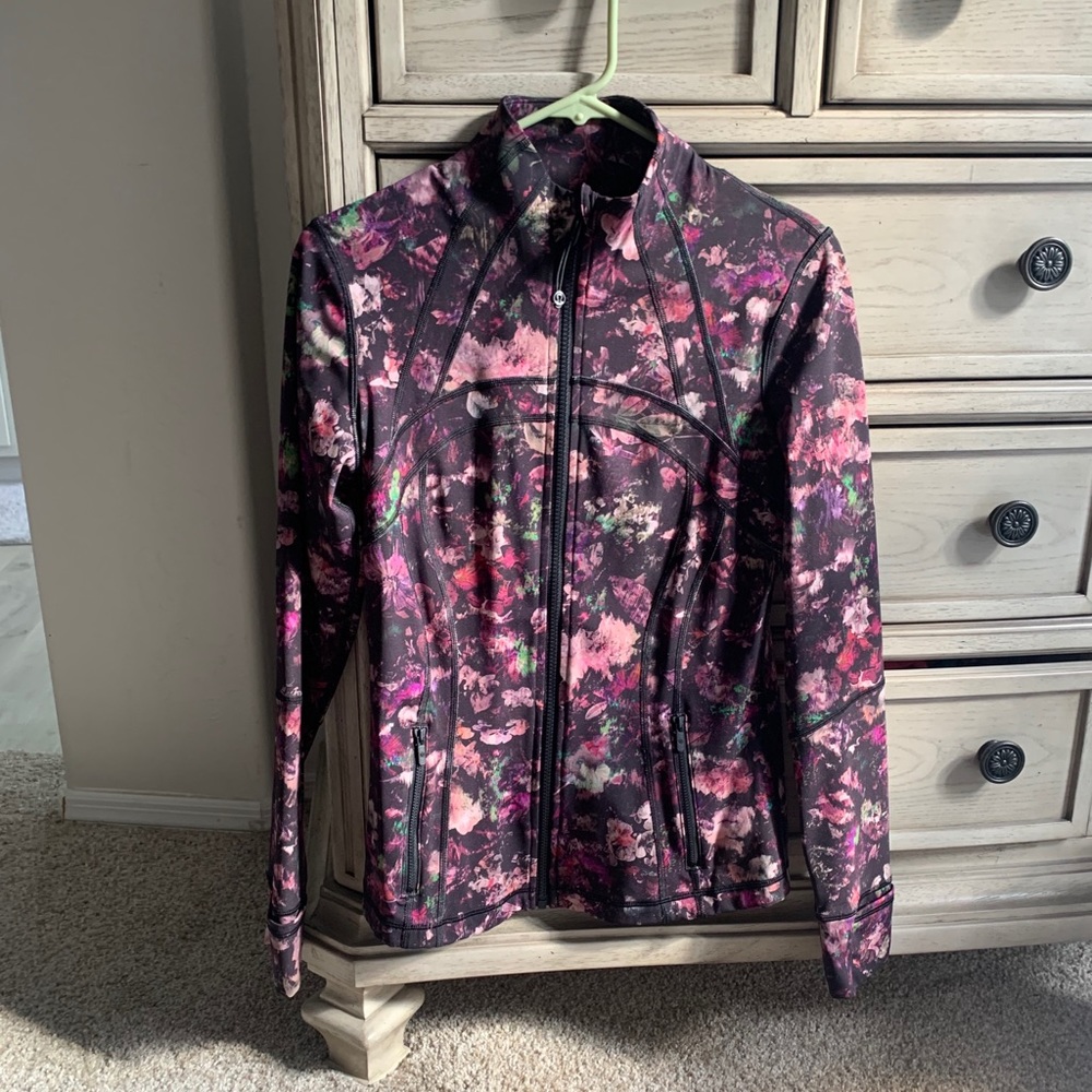 Lululemon Define Luxtreme jacket, size 8